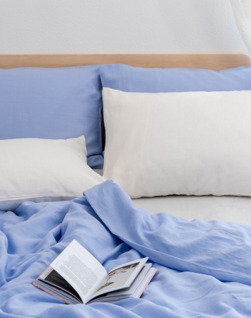 Baby blue linen bedding set