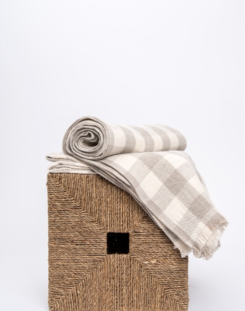 Buffalo check linen twill throw with frayed ends