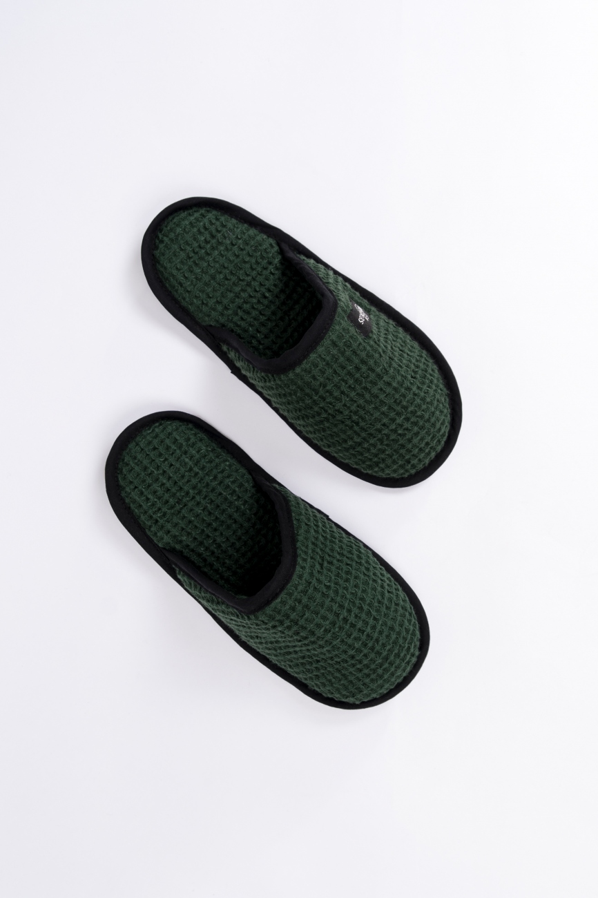 Dark green waffle linen slippers