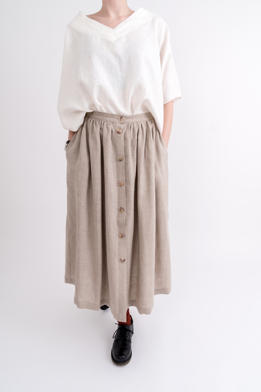 Gathered linen skirt