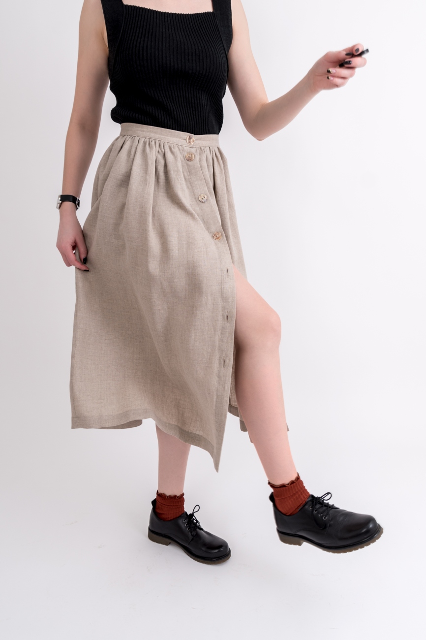 Gathered linen skirt