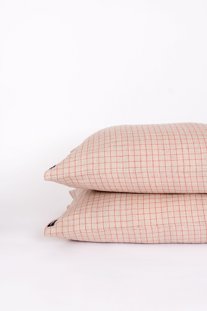 Graph check linen pillowcase