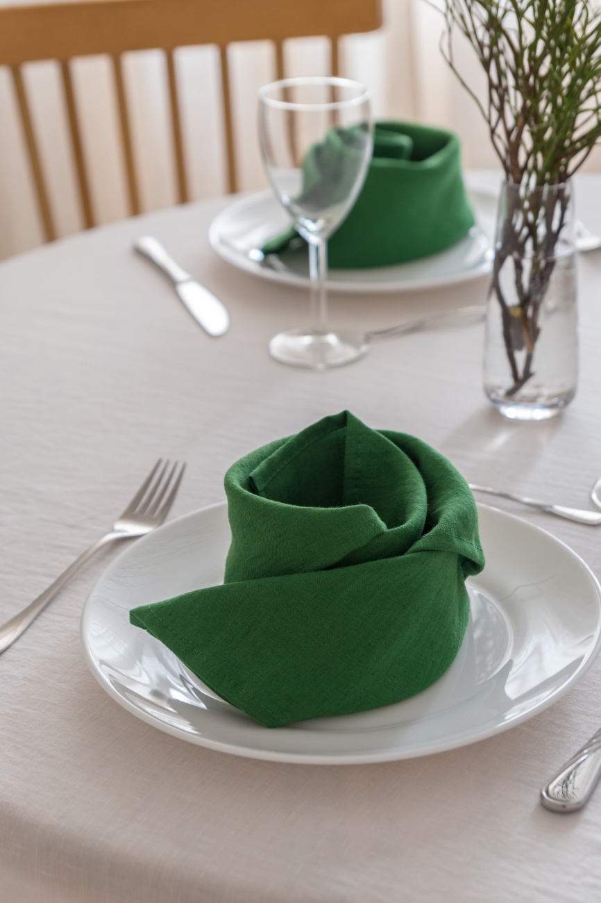 Green wahed linen napkins