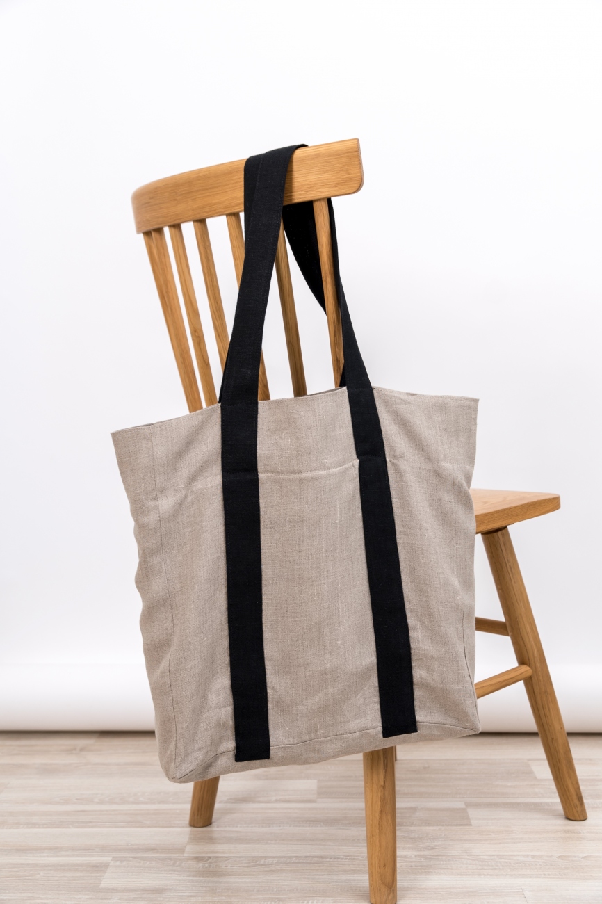 Linen shopper bag with green details