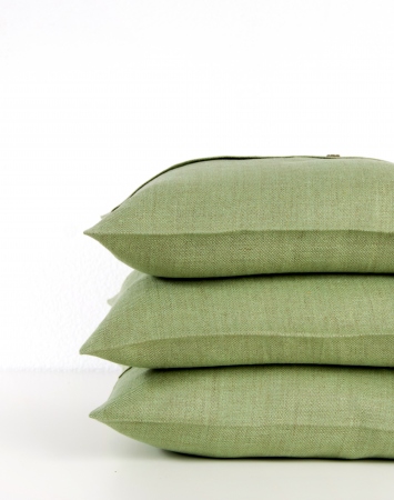 Melange linen throw pillow cover with buttons