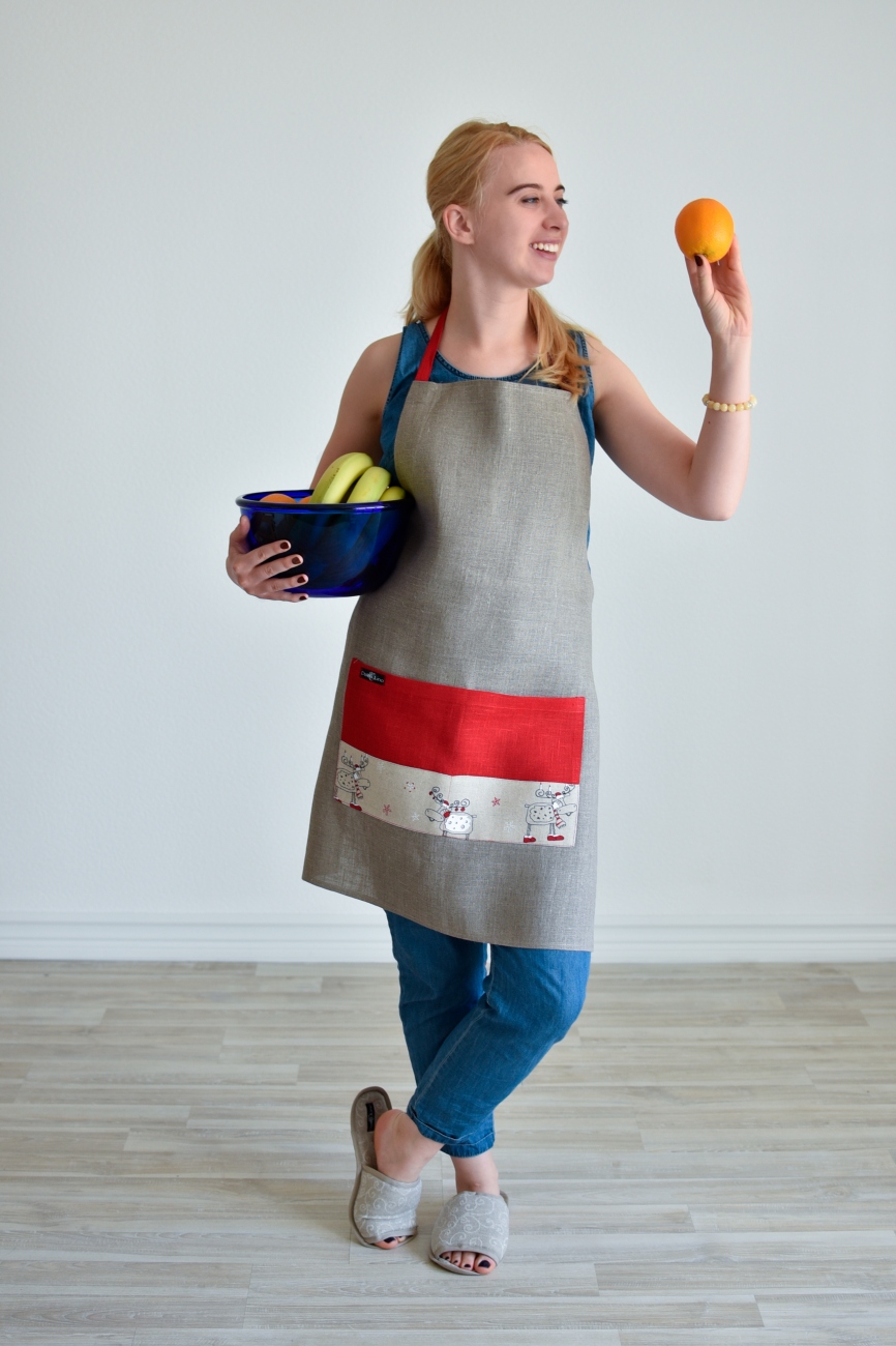 Natural linen bib apron with Christmas application