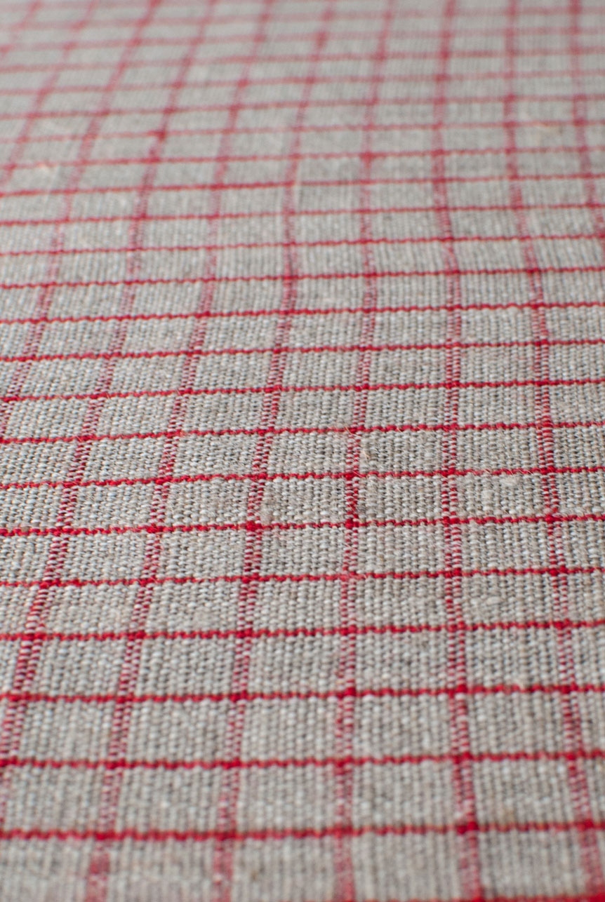 Natural middle-weight linen with red graph checks