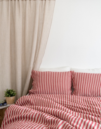 Red striped linen bedding set