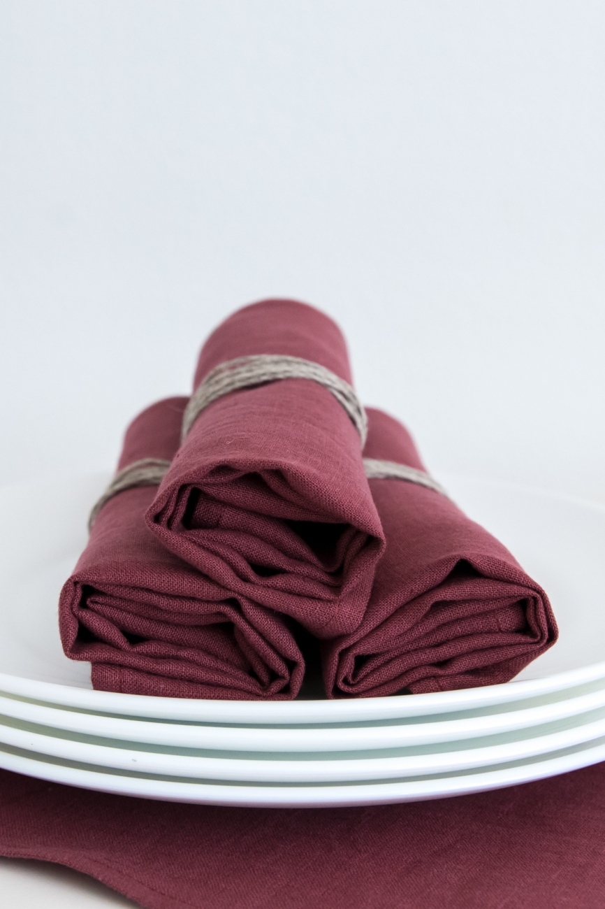 Set of marsala washed linen napkins