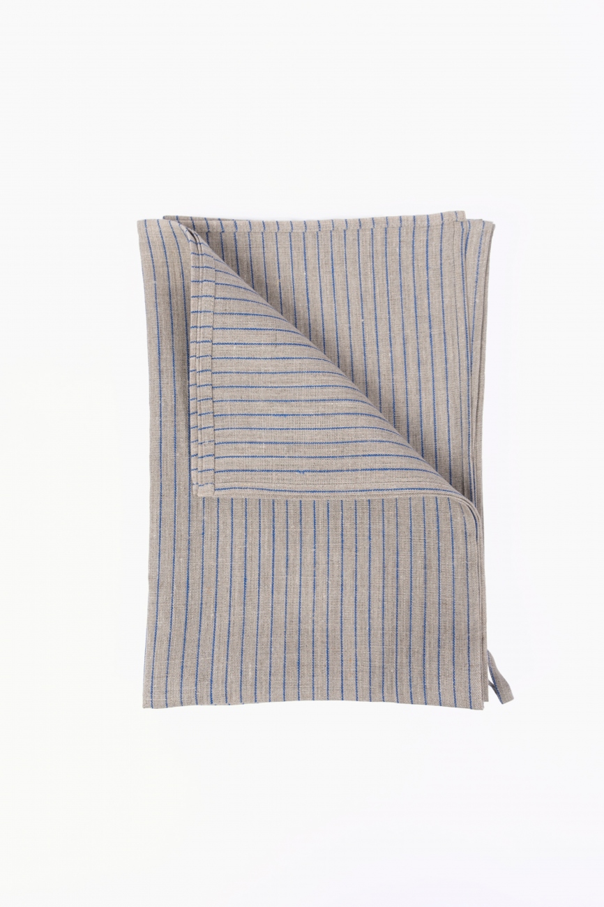 Set of washed striped linen towels