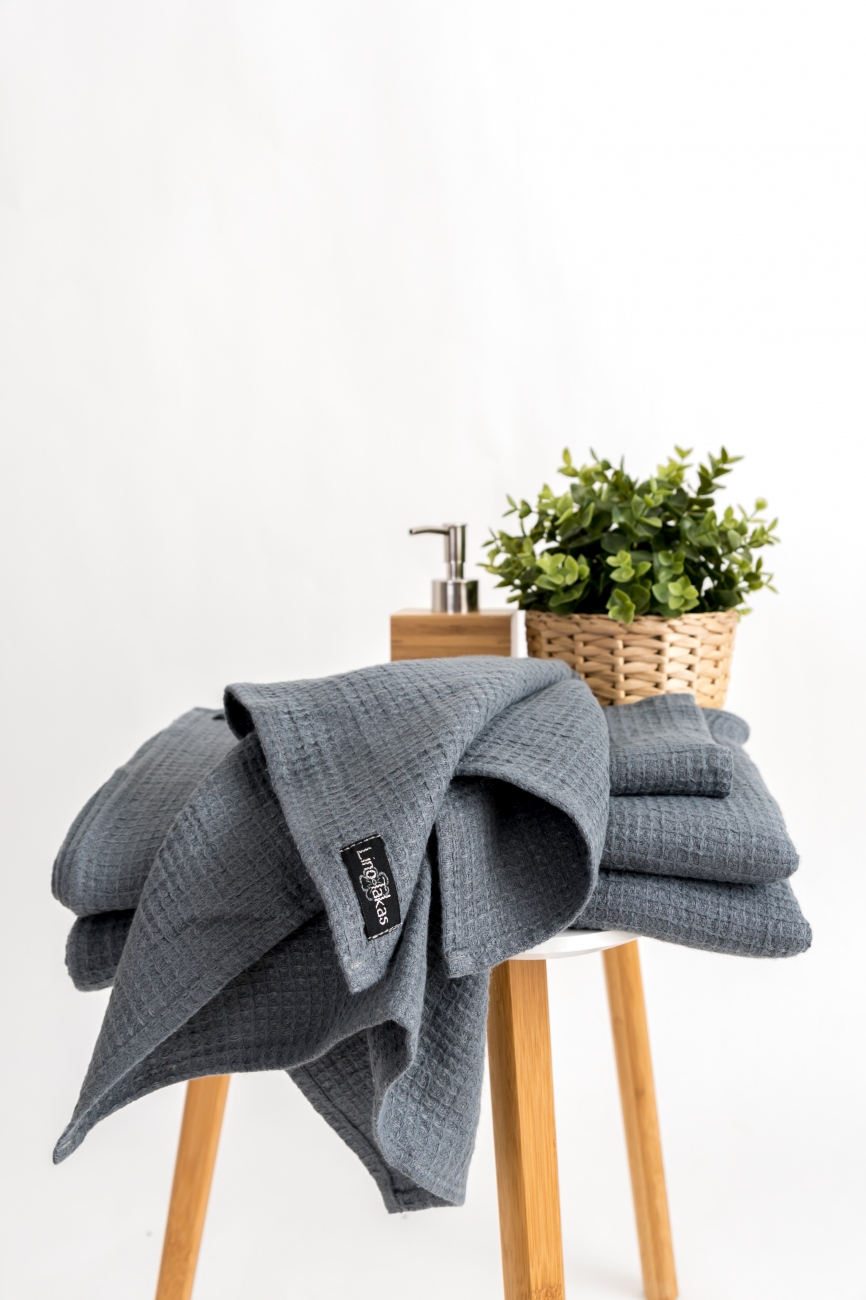 Waffle linen bath towels in graphite grey